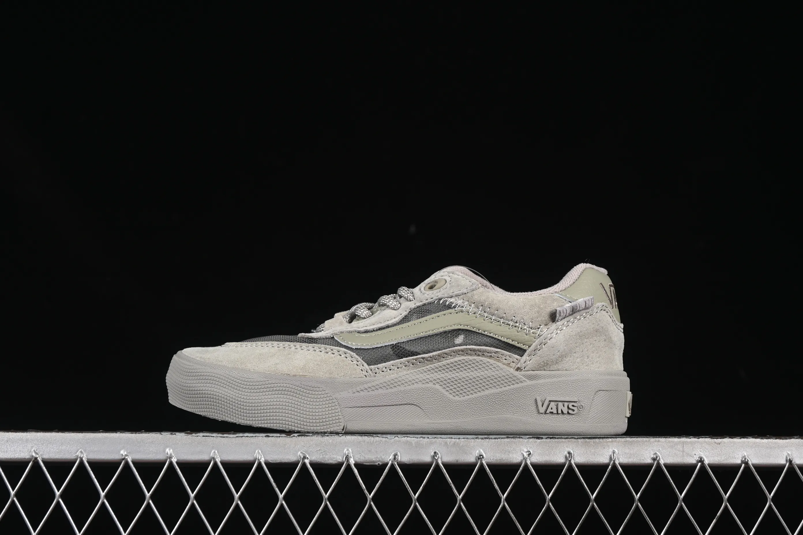 All categories Vans Vans series Vans Low Vans low-top Vans Wayvee Vans retro low-top casual sneakers VN0A2Z3RFOG